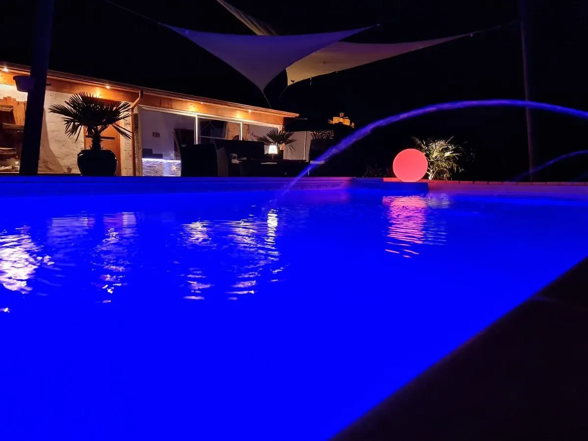 Le13Depic, Gite, Spa, Sauna, Piscine, Massage, Repas, Adult Only Saint-Romain-le-Puy
